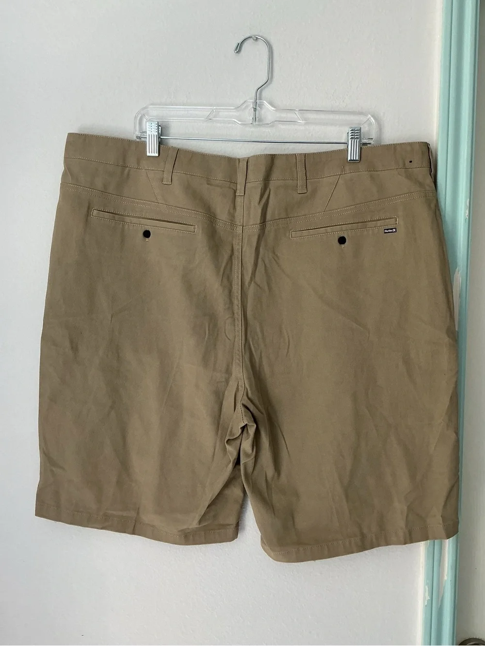 Hurley Men's Tan Flat Front Shorts